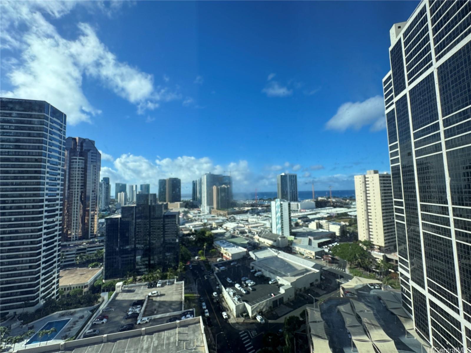 801 South St condo # 2513, Honolulu, Hawaii - photo 4 of 13