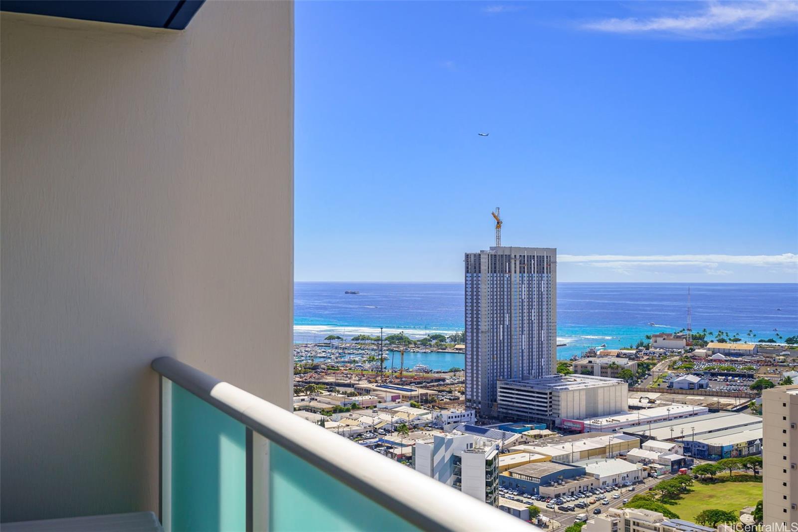 801 South St condo # 3813, Honolulu, Hawaii - photo 3 of 22