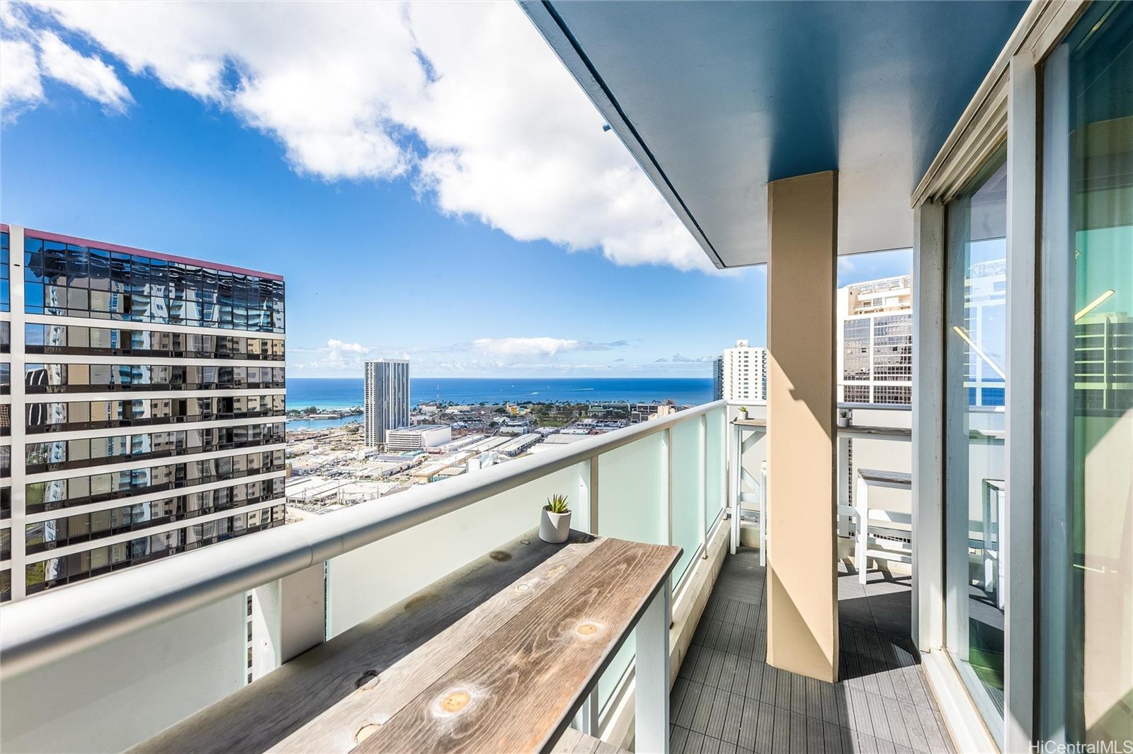 801 South St condo # 3822, Honolulu, Hawaii - photo 16 of 23