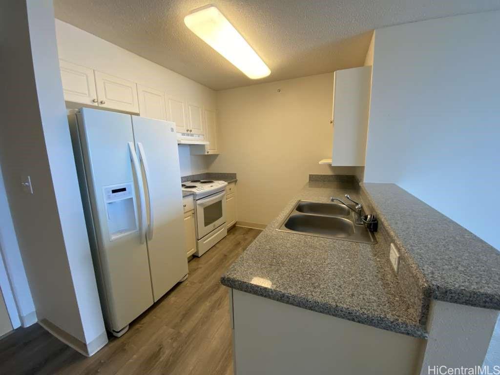 801 South Street Honolulu - Rental - photo 3 of 15