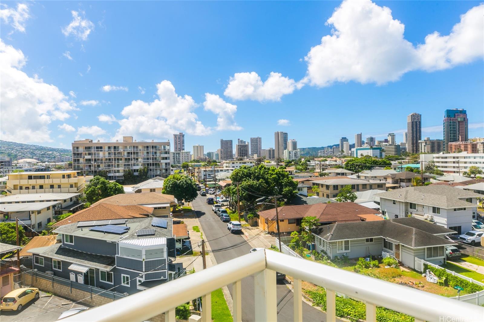 802 Punahou condo # 402, Honolulu, Hawaii - photo 3 of 24