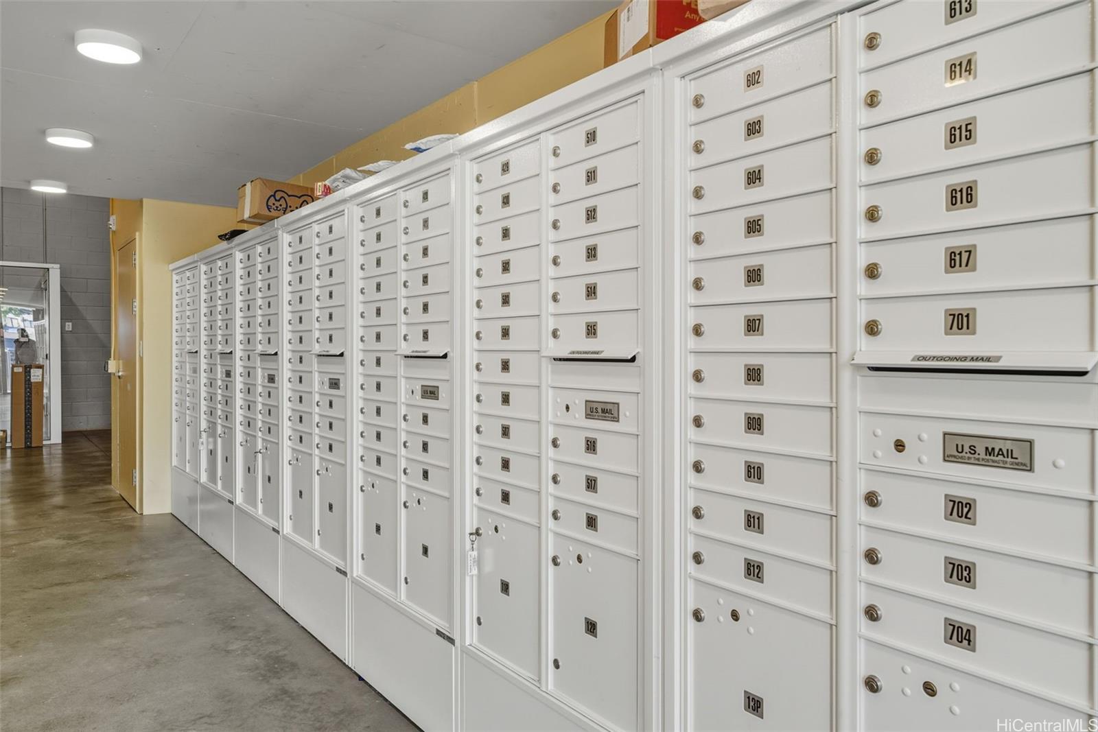 The Block 803 Waimanu condo # 214, Honolulu, Hawaii - photo 23 of 25