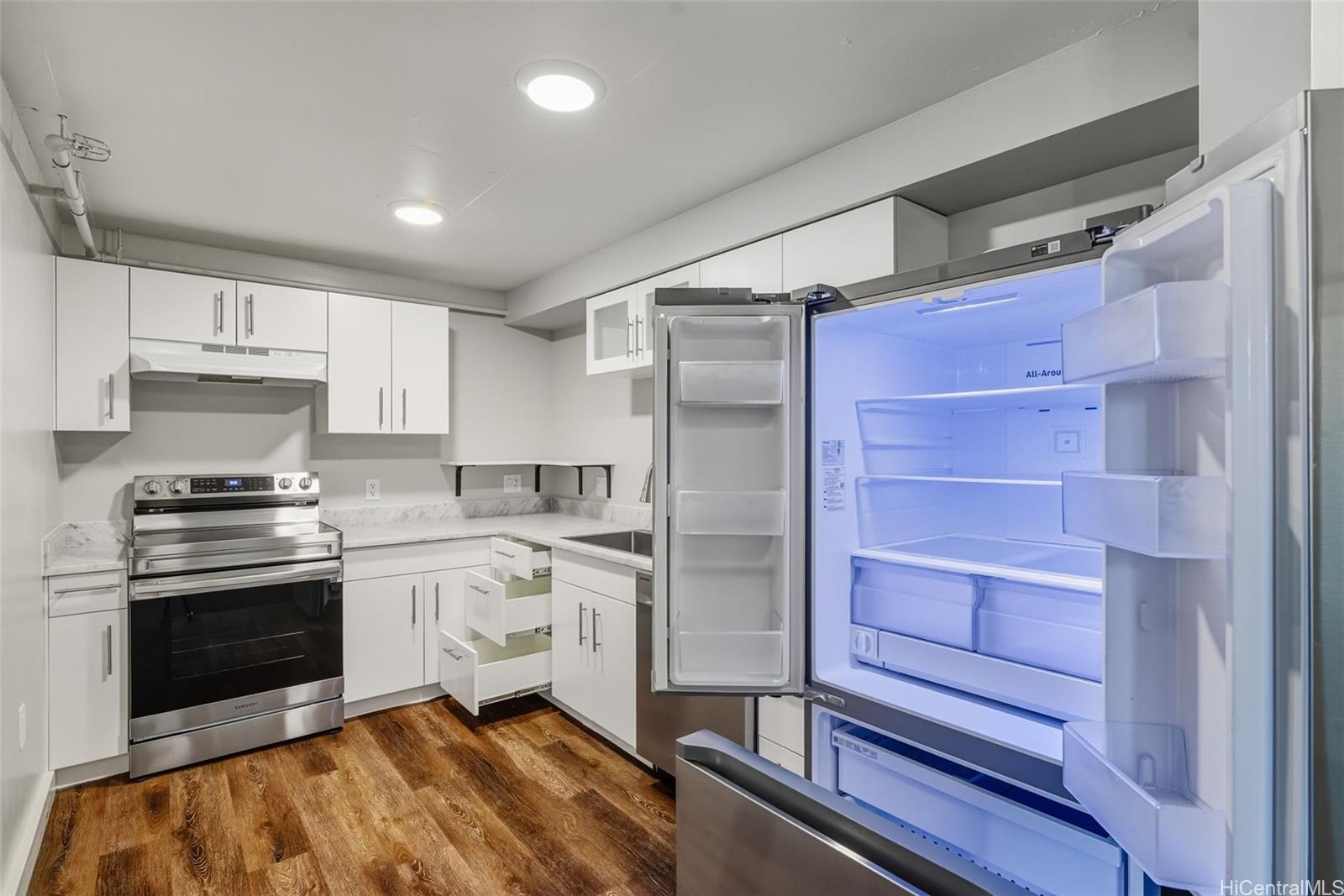 The Block 803 Waimanu condo # 214, Honolulu, Hawaii - photo 10 of 25