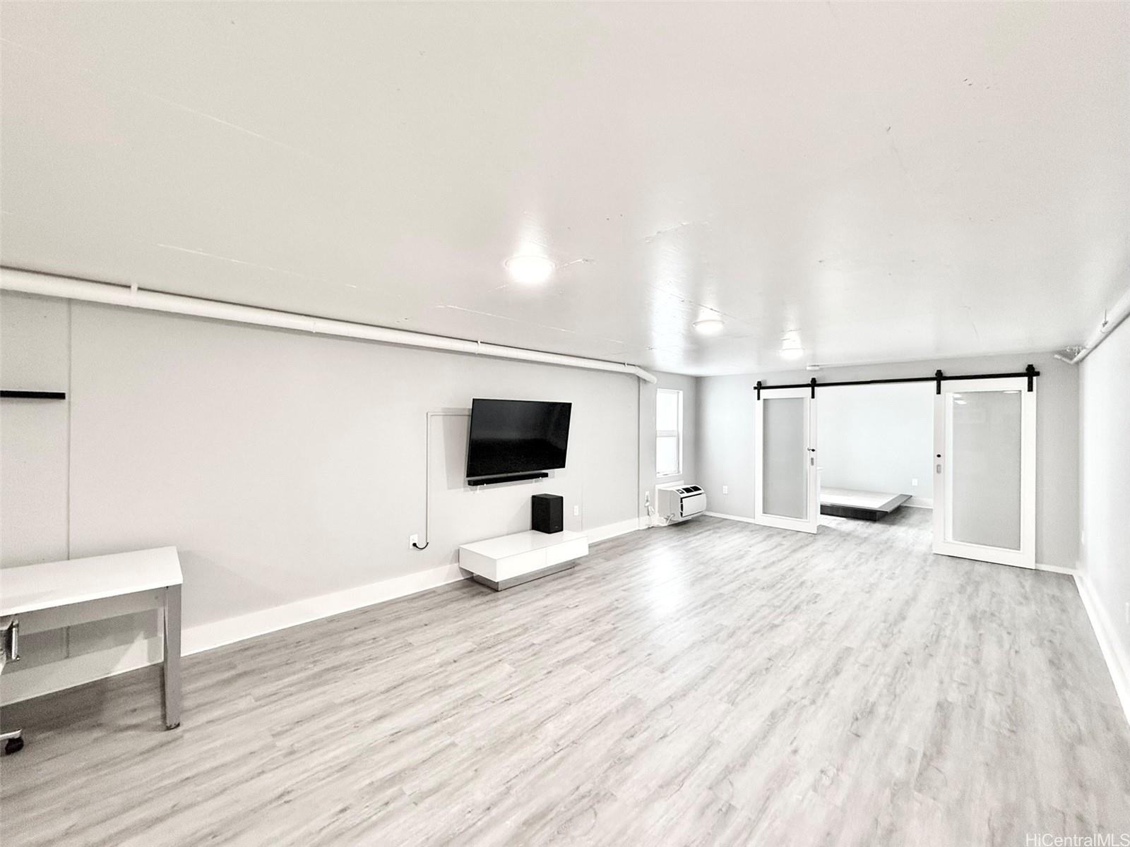 803 Waimanu St Honolulu - Rental - photo 5 of 12