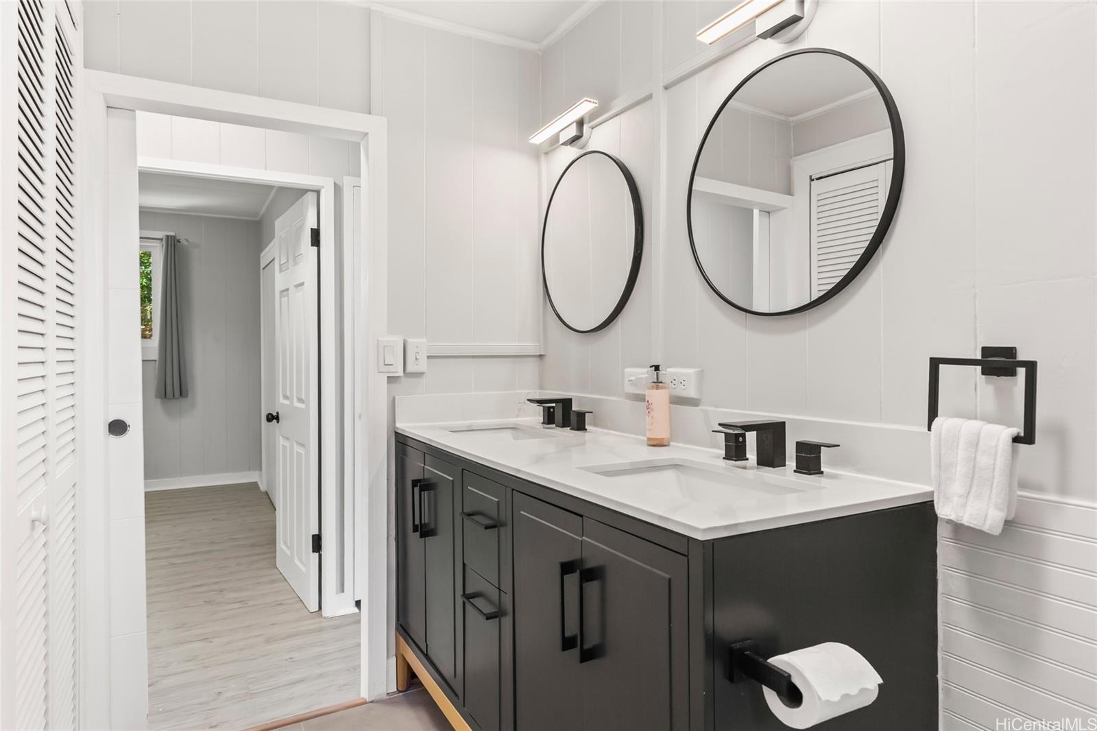 809  Hao Street Aina Haina Area, Diamond Head home - photo 12 of 25