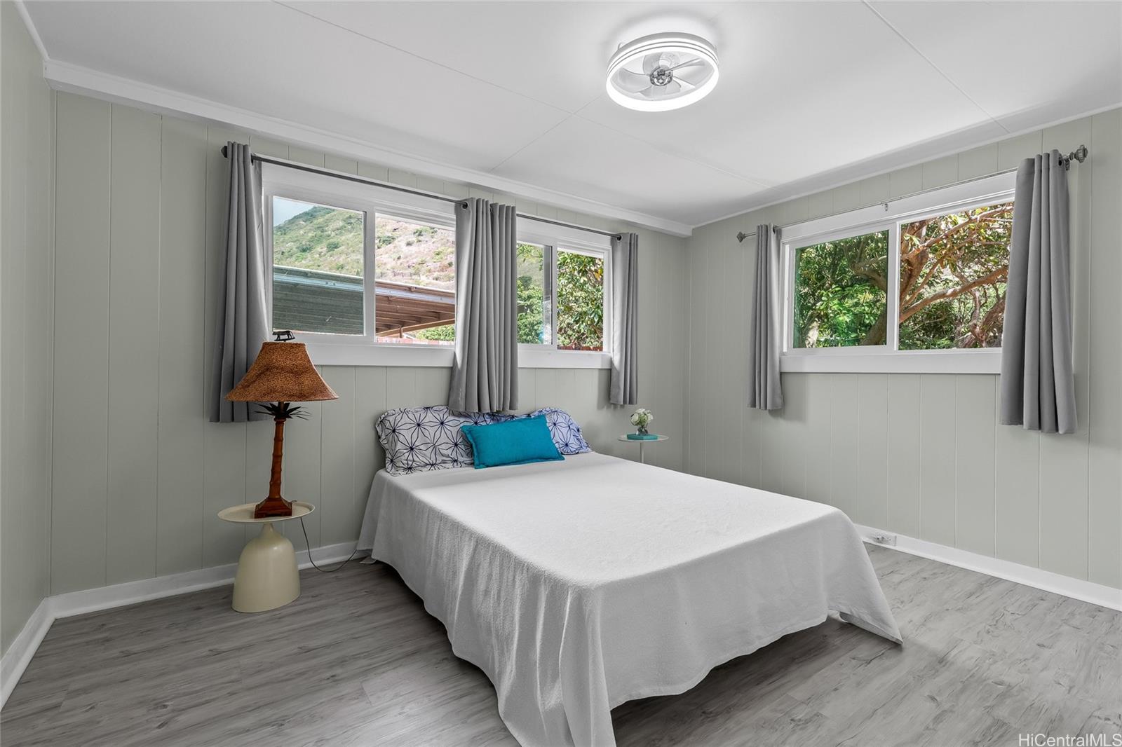 809  Hao Street Aina Haina Area, Diamond Head home - photo 14 of 25