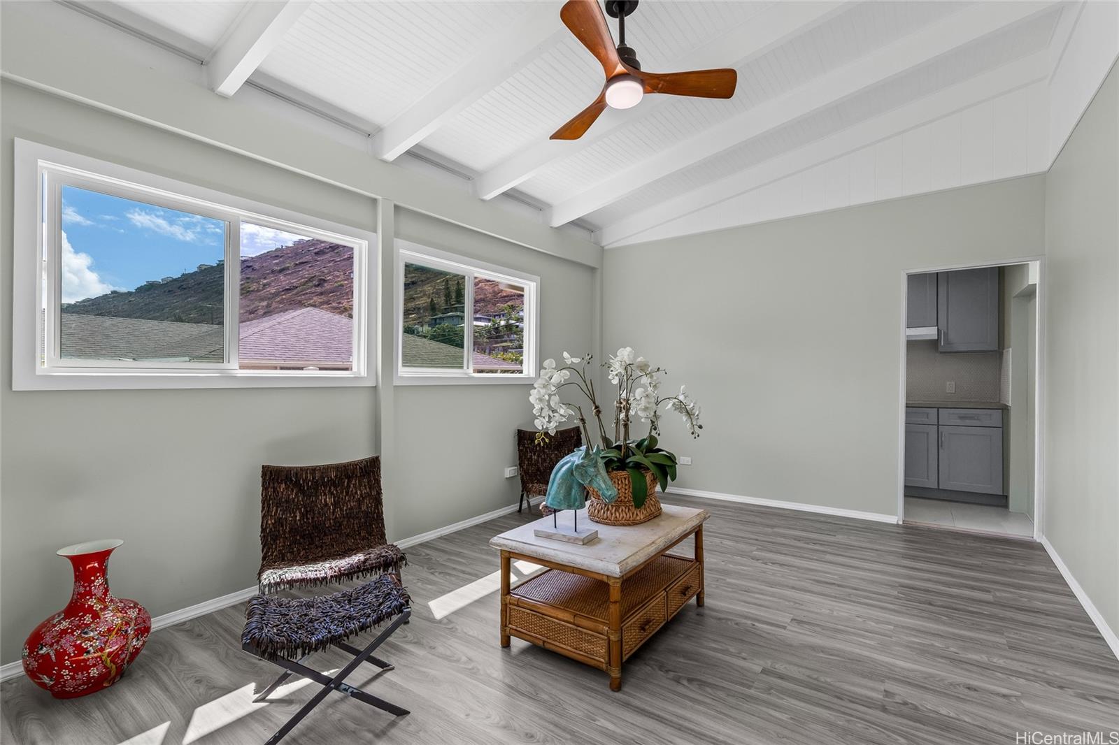 809  Hao Street Aina Haina Area, Diamond Head home - photo 17 of 25