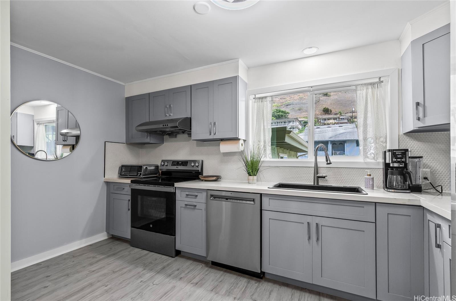 809  Hao Street Aina Haina Area, Diamond Head home - photo 9 of 25