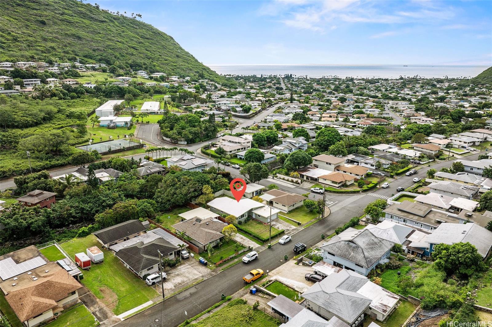 809  Hao Street Aina Haina Area, Diamond Head home - photo 5 of 25