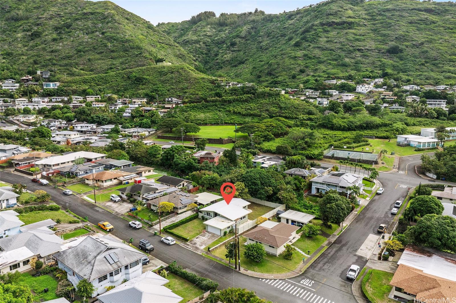 809  Hao Street Aina Haina Area, Diamond Head home - photo 8 of 25