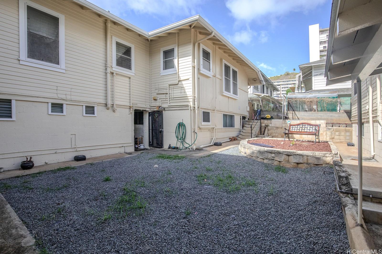 810 Green Street Honolulu - Multi-family - photo 12 of 25