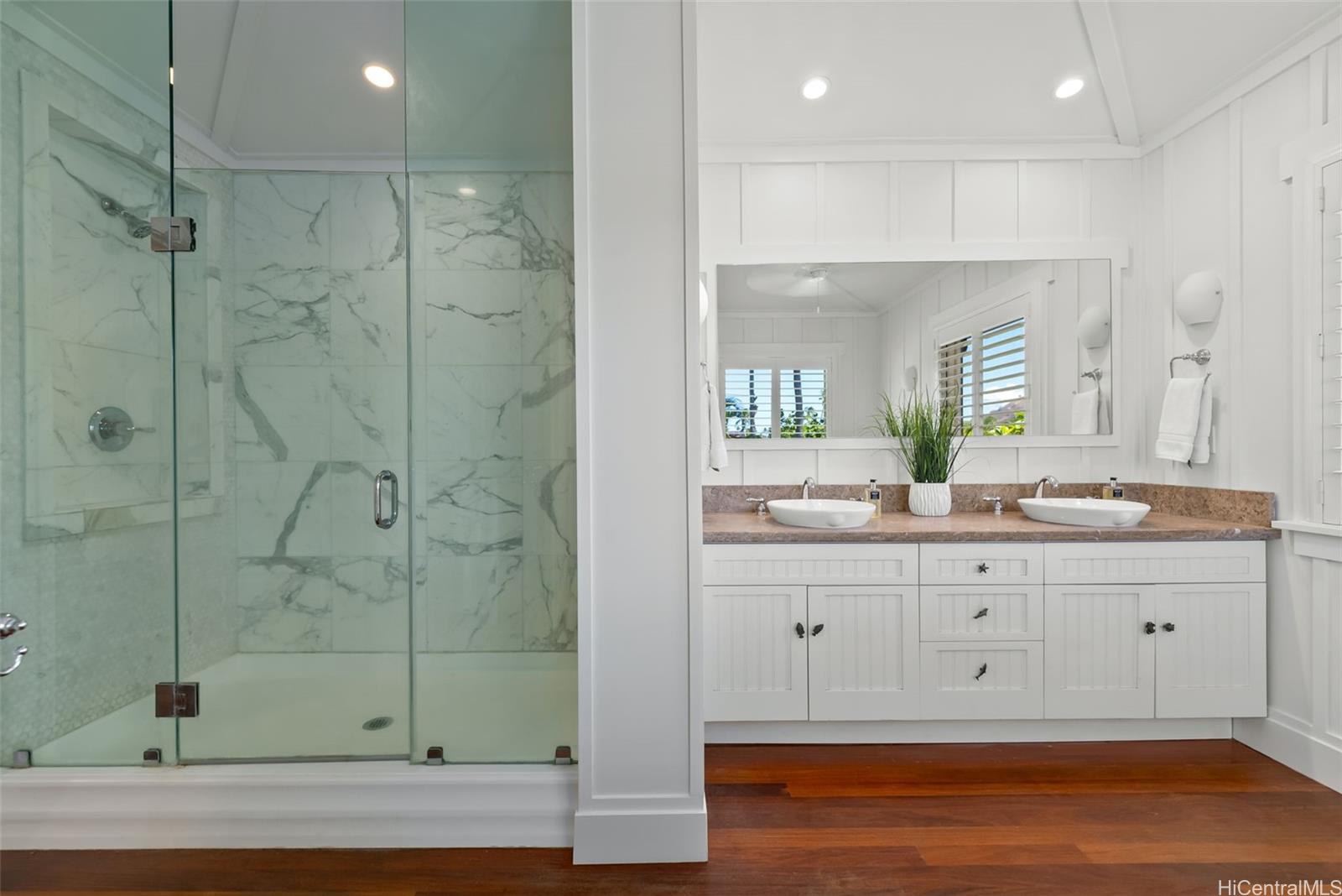 810  Kalaheo Ave Beachside, Kailua home - photo 18 of 24