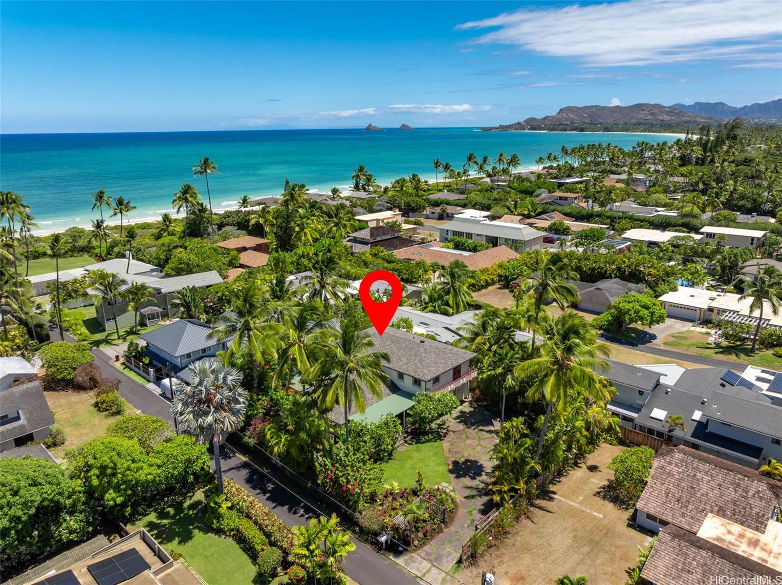 810  Kalaheo Ave Beachside, Kailua home - photo 3 of 24