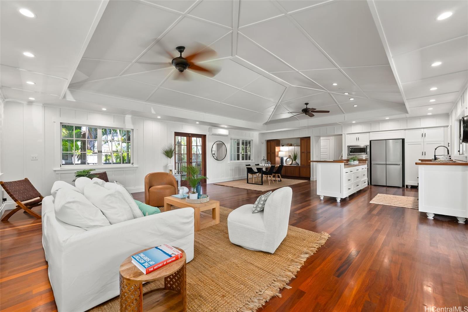 810  Kalaheo Ave Beachside, Kailua home - photo 4 of 24