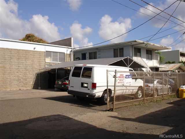 810, 814 Bannister St Honolulu Oahu commercial real estate photo2 of 2