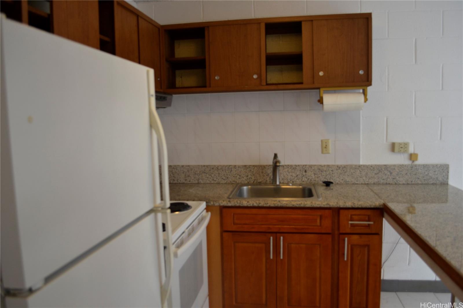 Alohalani Tropicana condo # 202, Honolulu, Hawaii - photo 4 of 14