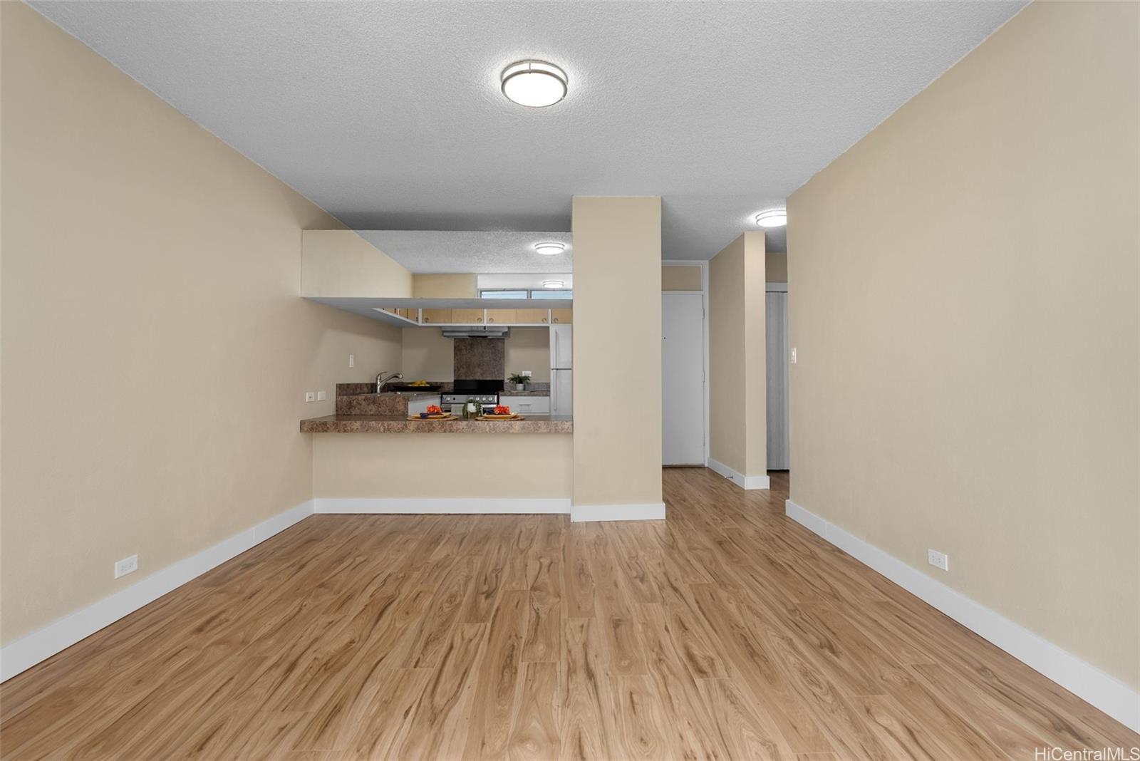 Alohalani Tropicana condo # 401, Honolulu, Hawaii - photo 5 of 23