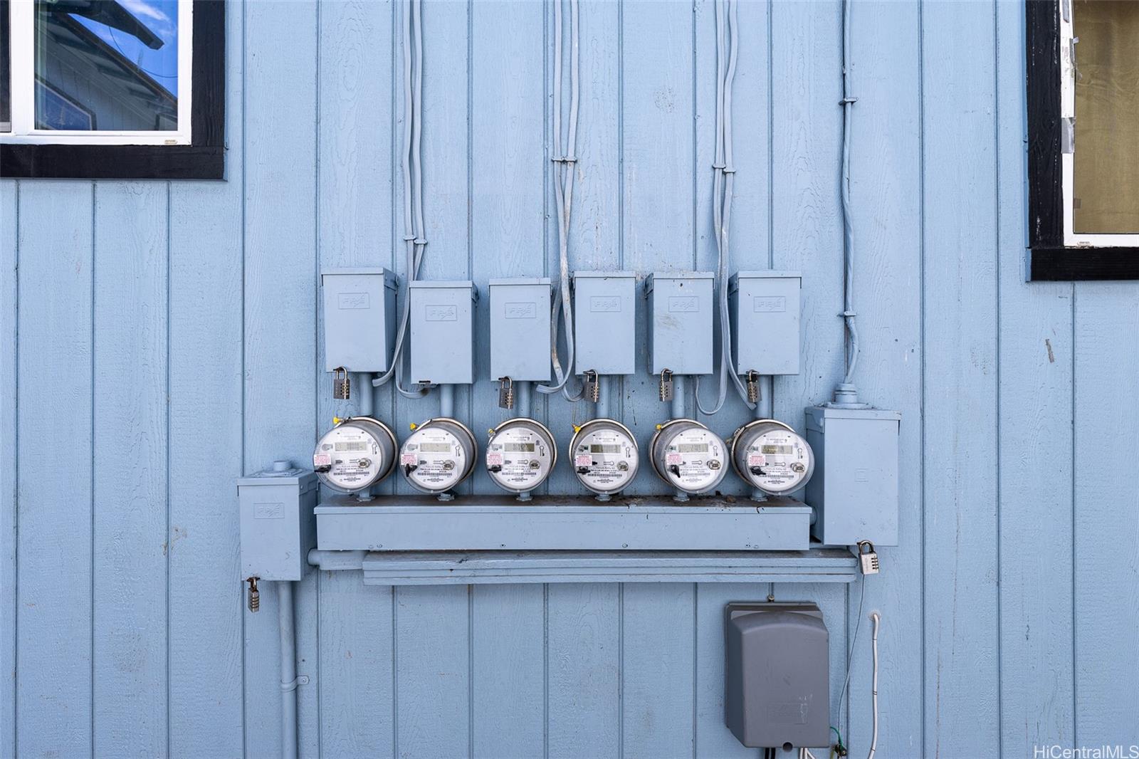 815 Lopez Lane Honolulu - Multi-family - photo 24 of 24