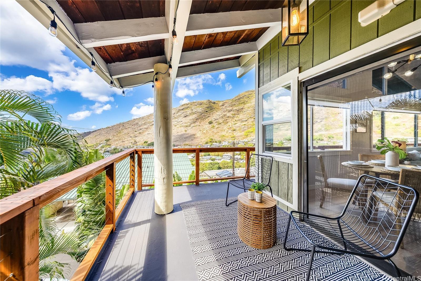 817  Ekoa Place Aina Haina Area, Diamond Head home - photo 11 of 25