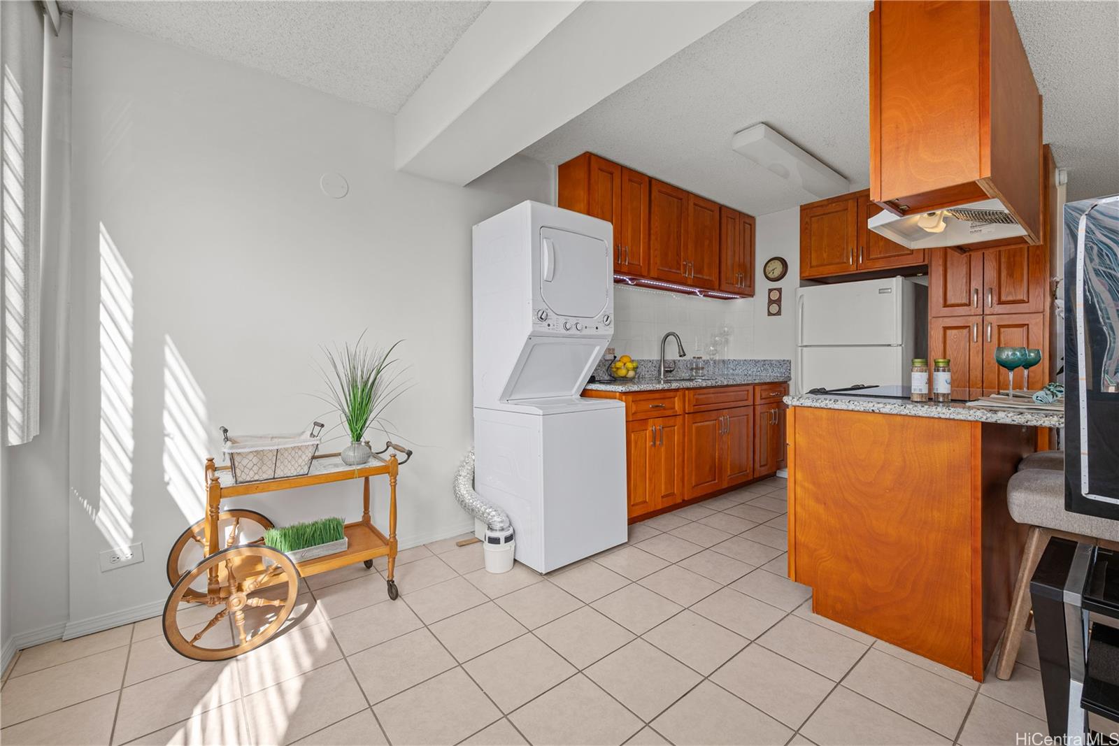 King Manor condo # 1007, Honolulu, Hawaii - photo 13 of 25