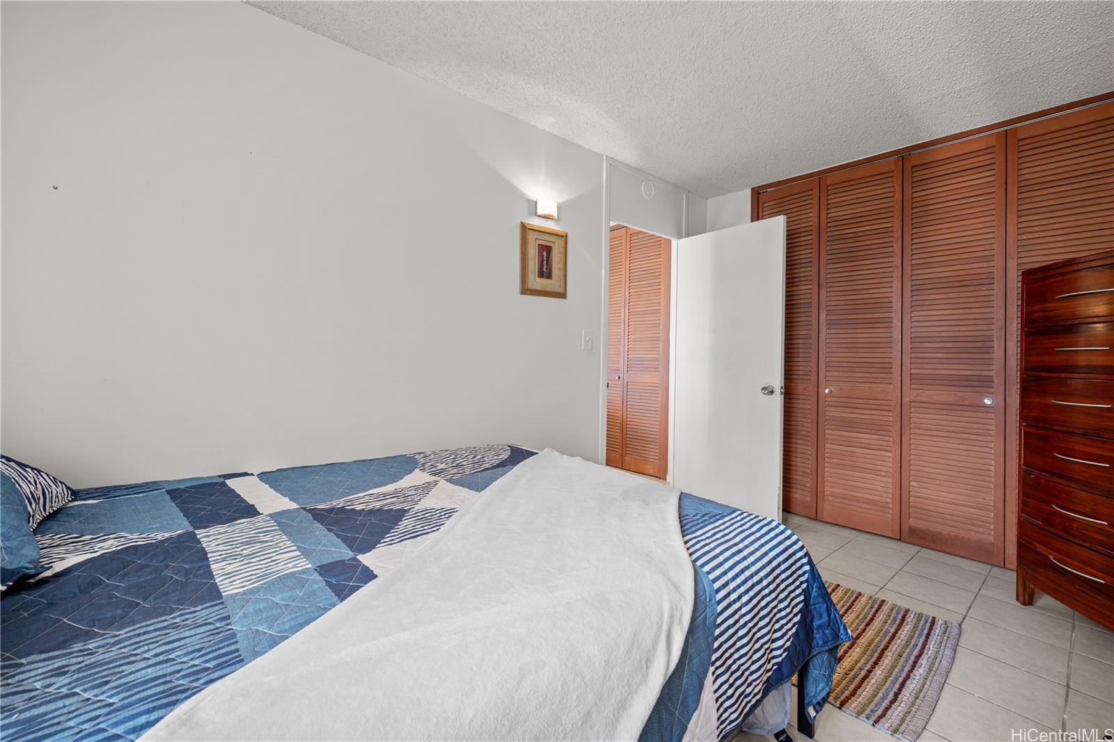 King Manor condo # 1007, Honolulu, Hawaii - photo 15 of 25