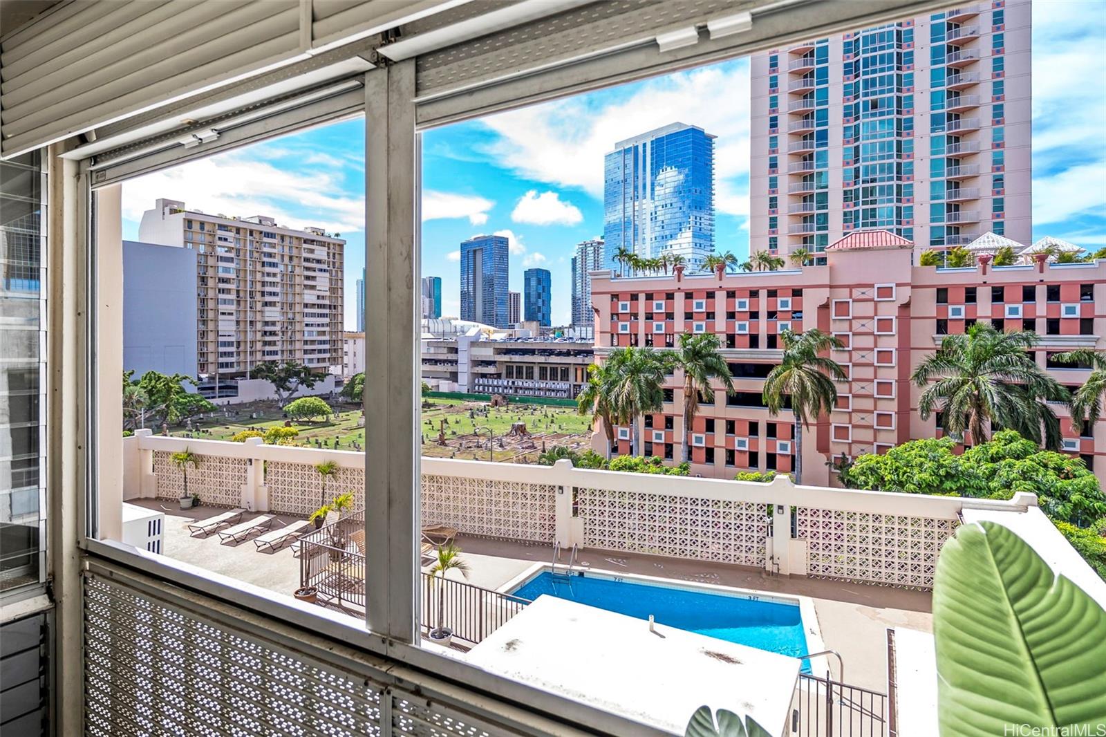 King Manor condo # 704, Honolulu, Hawaii - photo 16 of 25