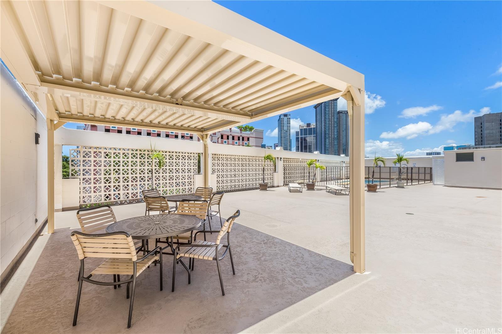 King Manor condo # 707, Honolulu, Hawaii - photo 19 of 22