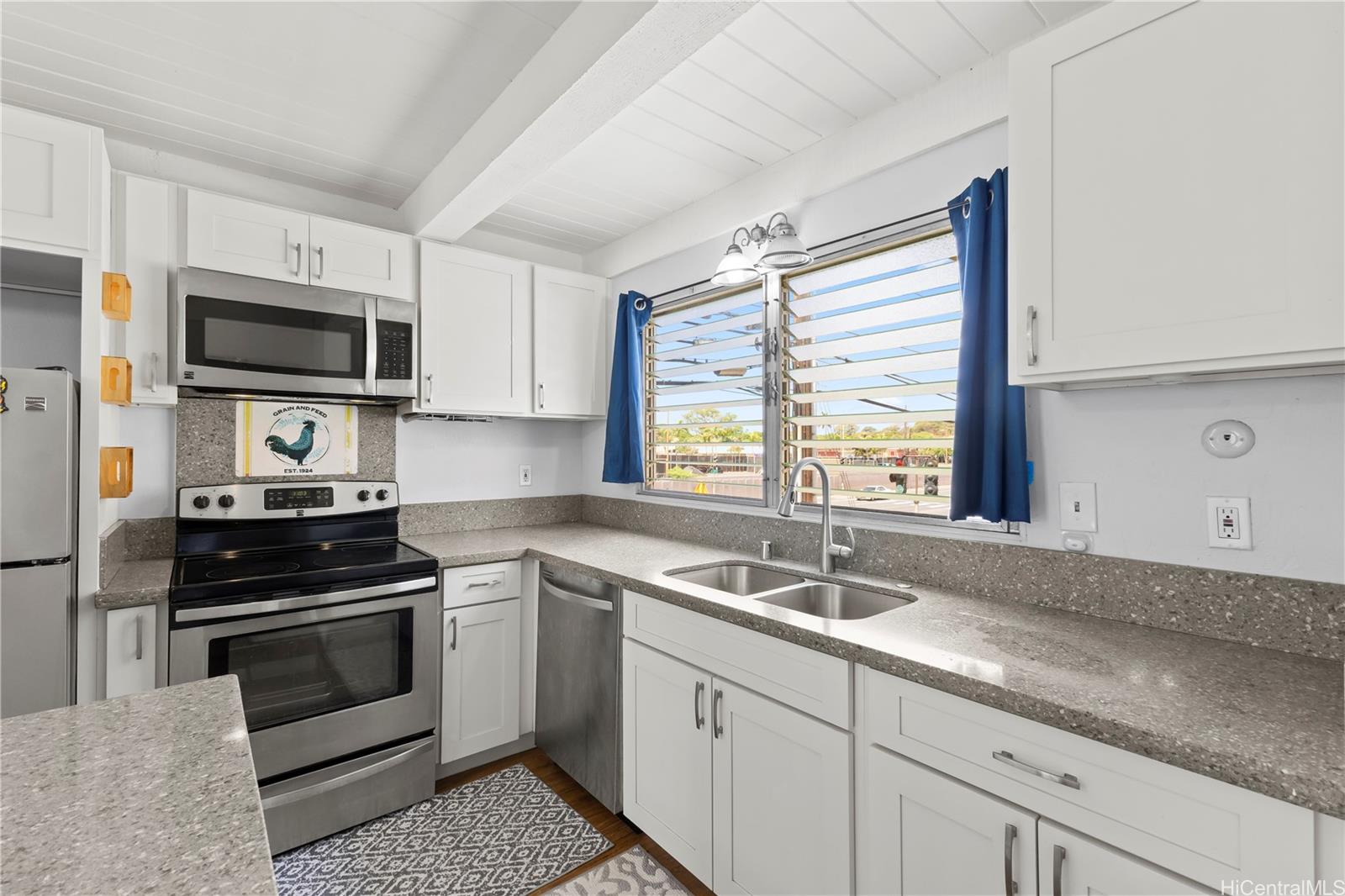 Tropicana Manor-Moanalua condo # 8193, Honolulu, Hawaii - photo 6 of 19