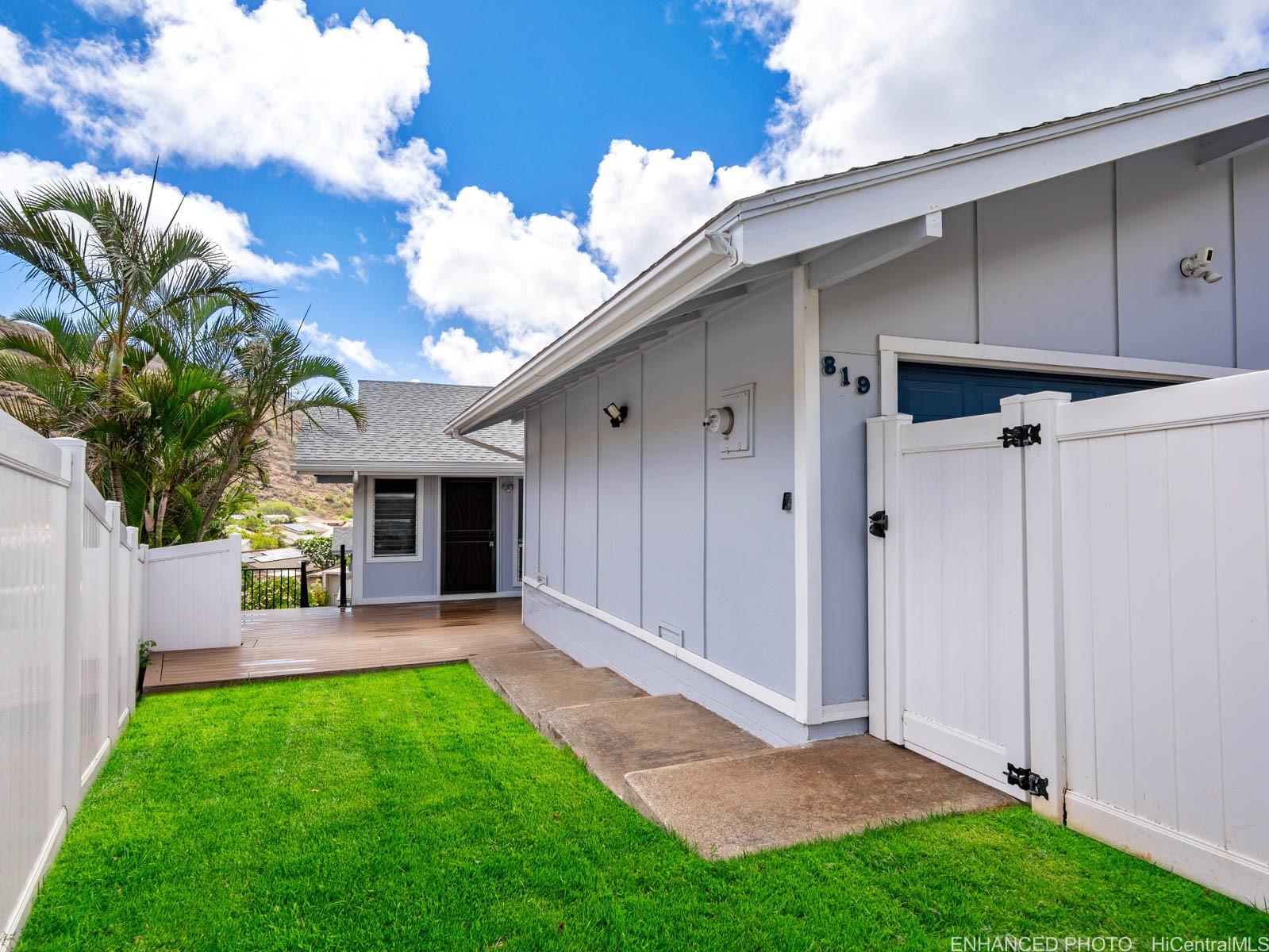 819  Papalalo Place Kalama Valley, Hawaii Kai home - photo 21 of 25