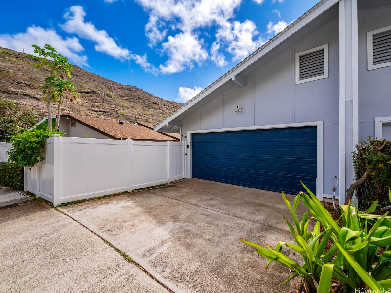 819  Papalalo Place Kalama Valley, Hawaii Kai home - photo 22 of 25