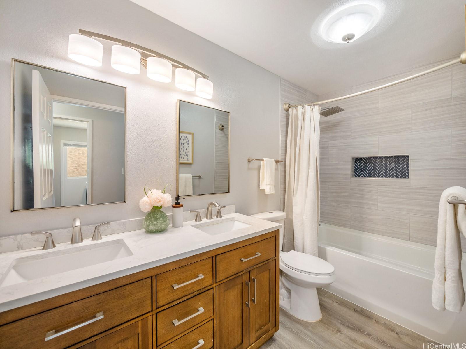 819  Papalalo Place Kalama Valley, Hawaii Kai home - photo 8 of 25