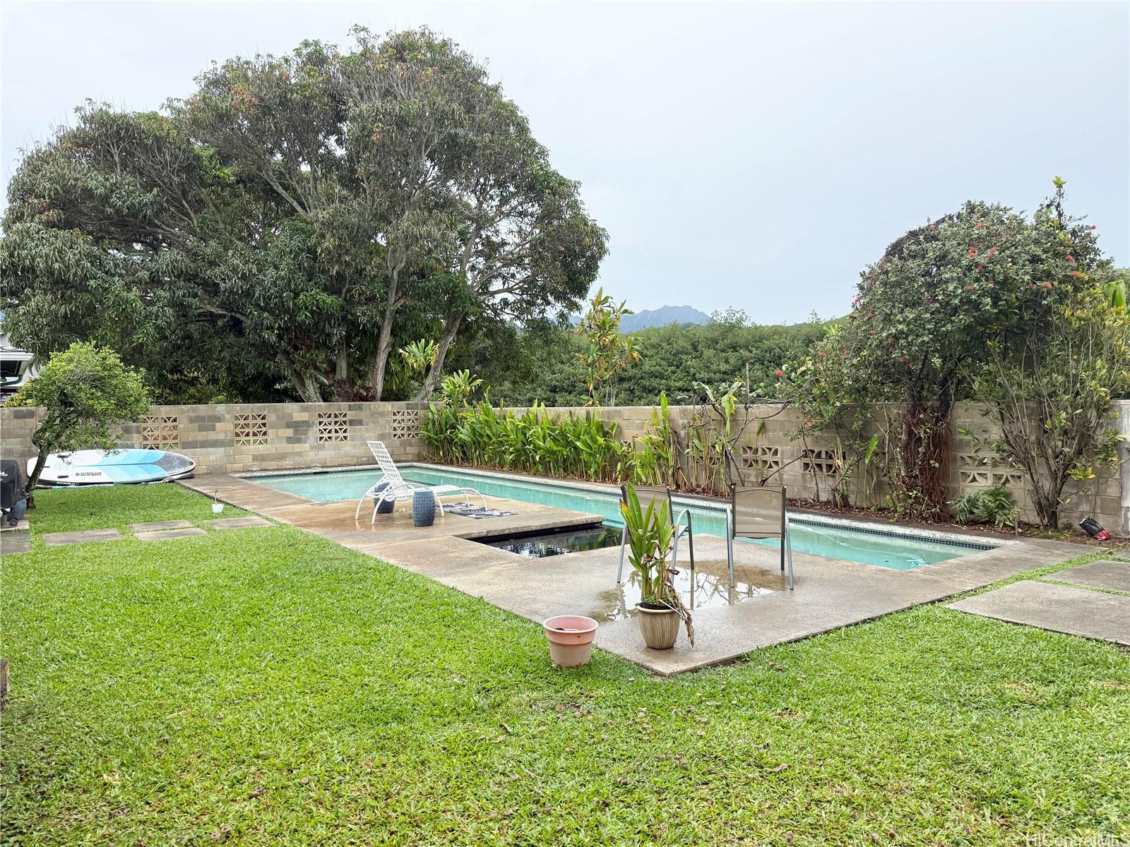 821  Kainui Drive Koolaupoko, Kailua home - photo 2 of 14