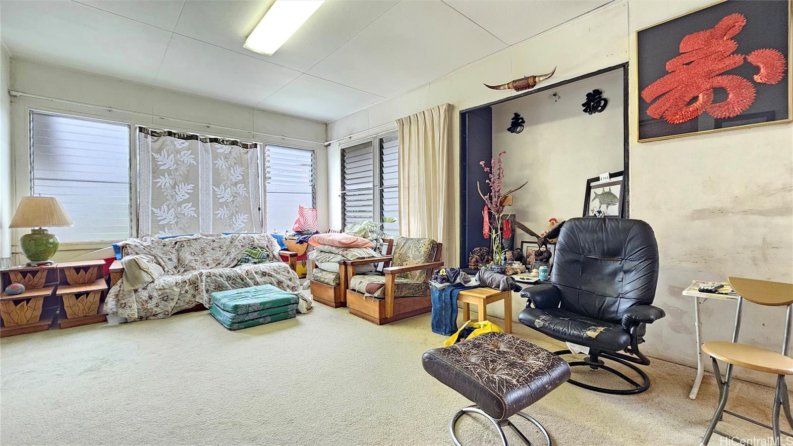 821 Pumehana Street Honolulu - Multi-family - photo 4 of 13