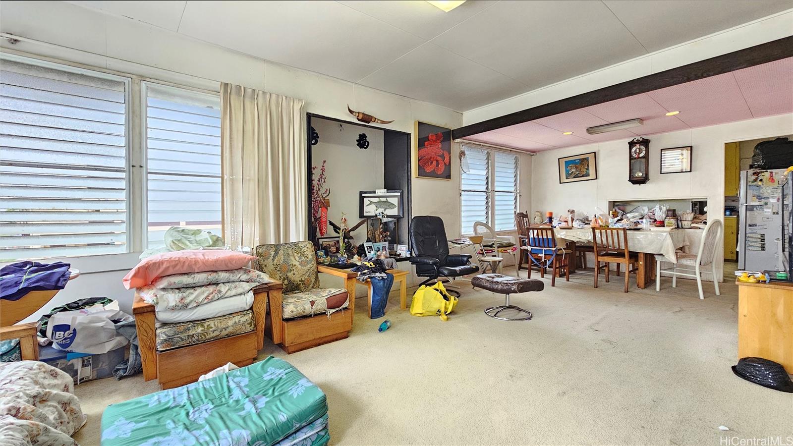 821 Pumehana Street Honolulu - Multi-family - photo 5 of 13