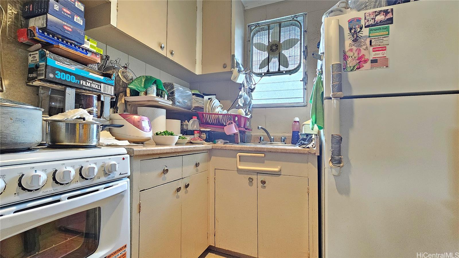 821 Pumehana Street Honolulu - Multi-family - photo 9 of 13