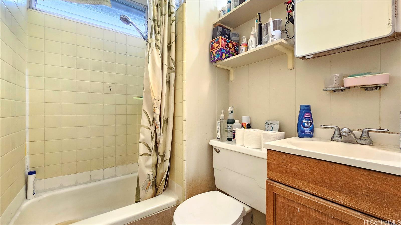 821 Pumehana Street Honolulu - Multi-family - photo 10 of 13