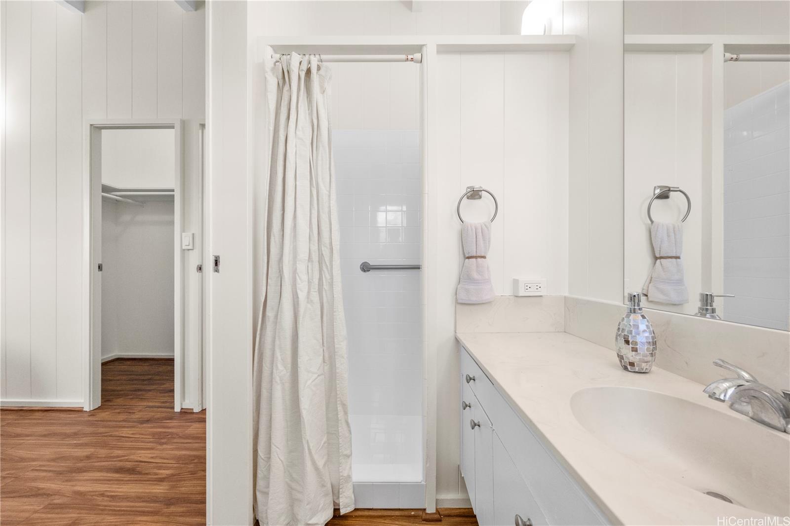 822  Kalalea Street Koko Head Terrace, Hawaii Kai home - photo 14 of 25