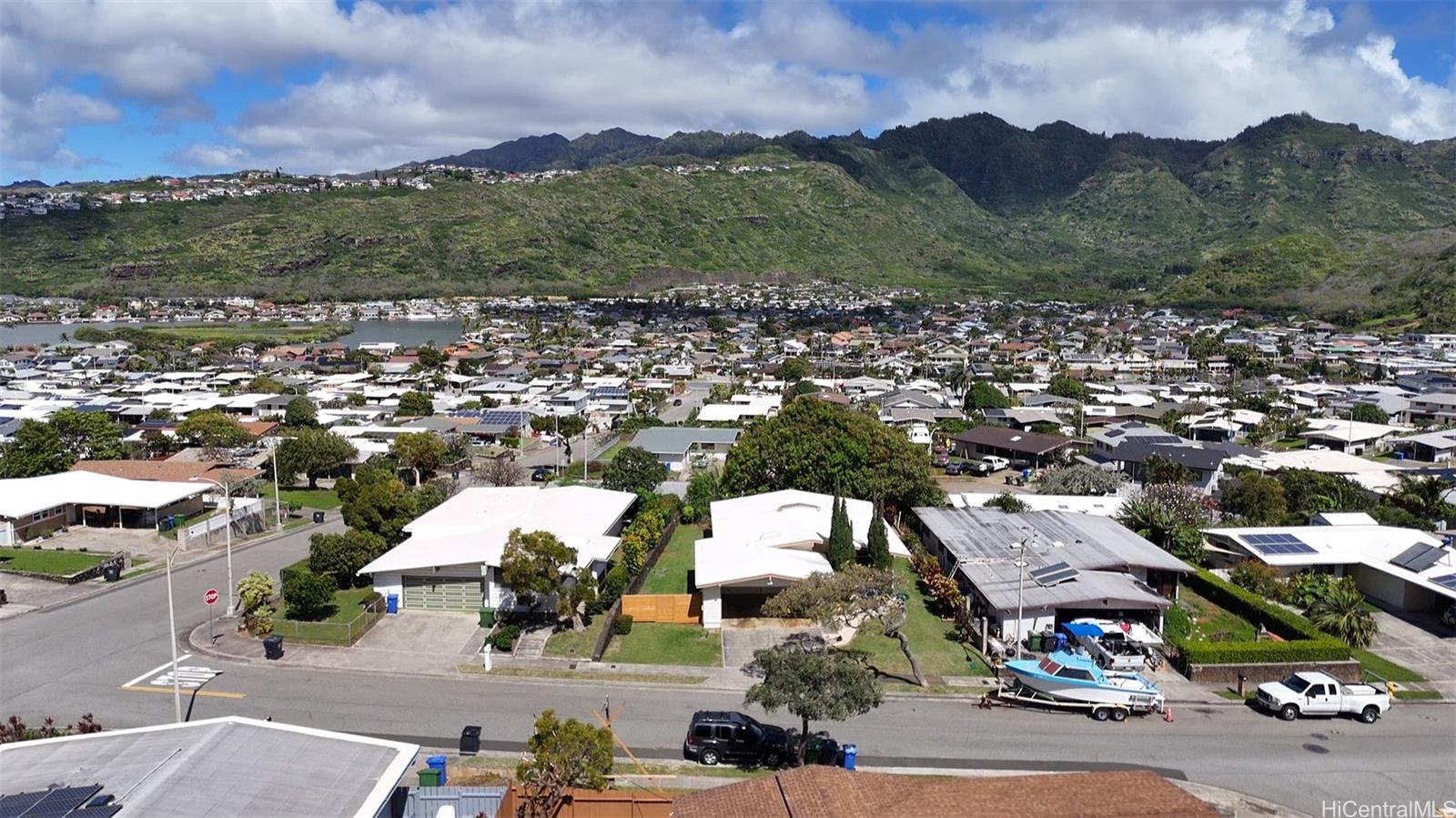 822  Kalalea Street Koko Head Terrace, Hawaii Kai home - photo 24 of 25