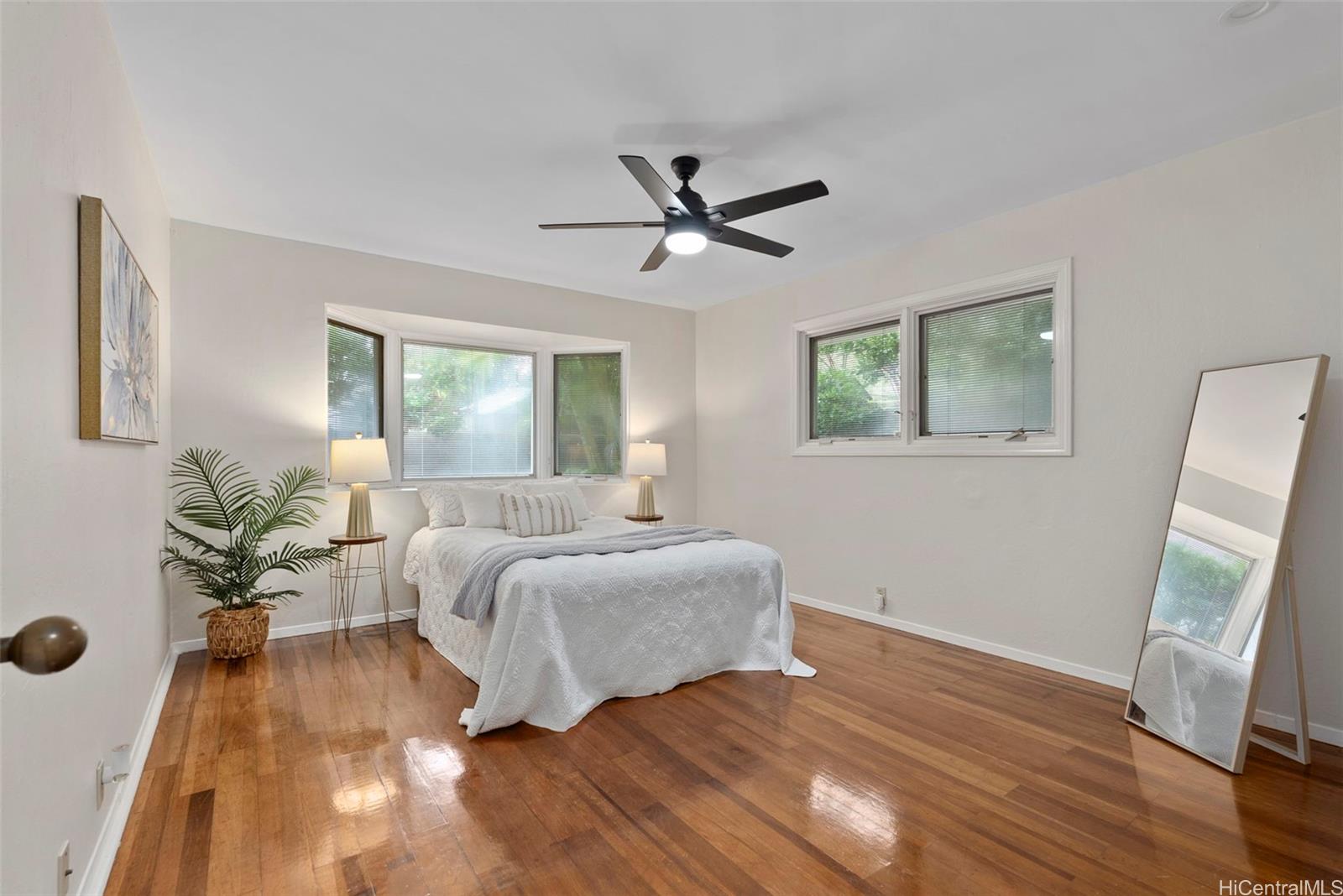 824  N Kalaheo Ave Beachside, Kailua home - photo 16 of 22