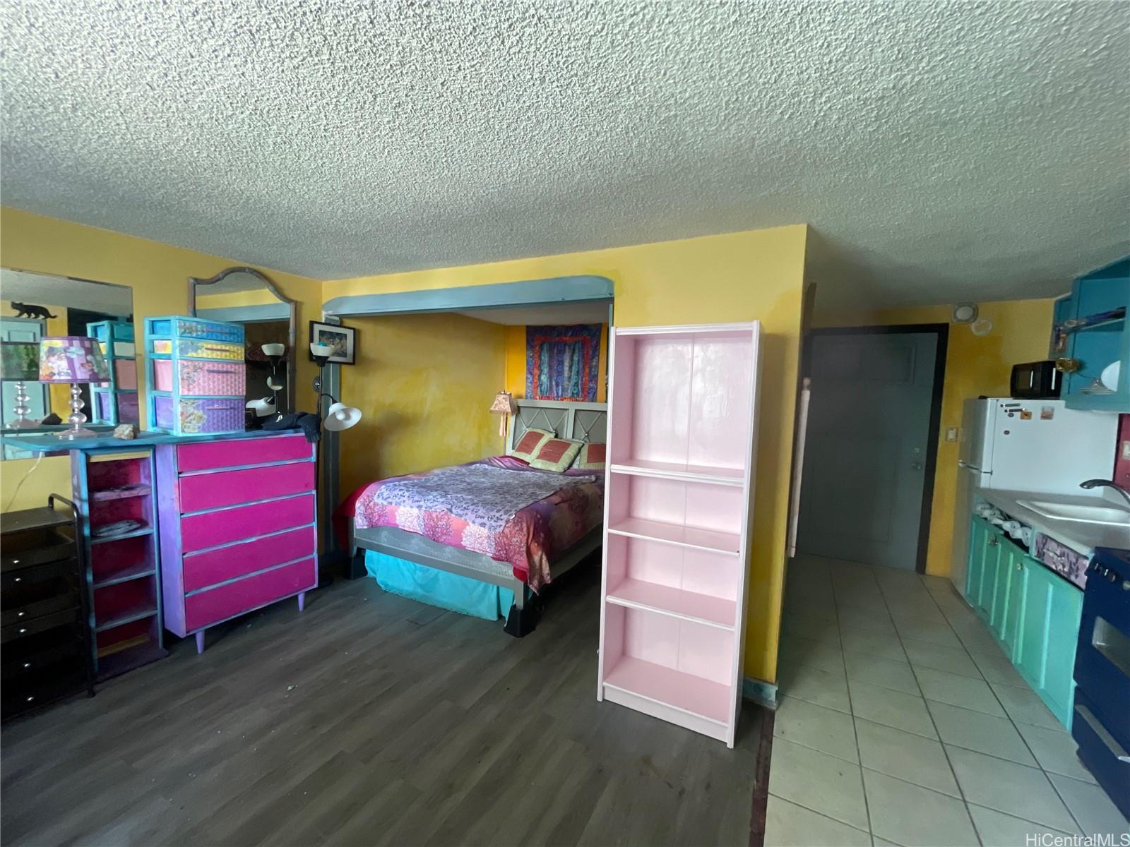 Ward Kinau condo # 604, Honolulu, Hawaii - photo 4 of 9