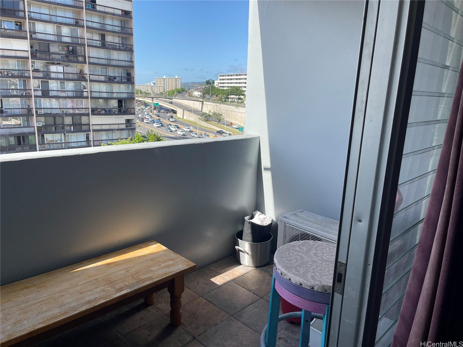 Ward Kinau condo # 604, Honolulu, Hawaii - photo 7 of 9