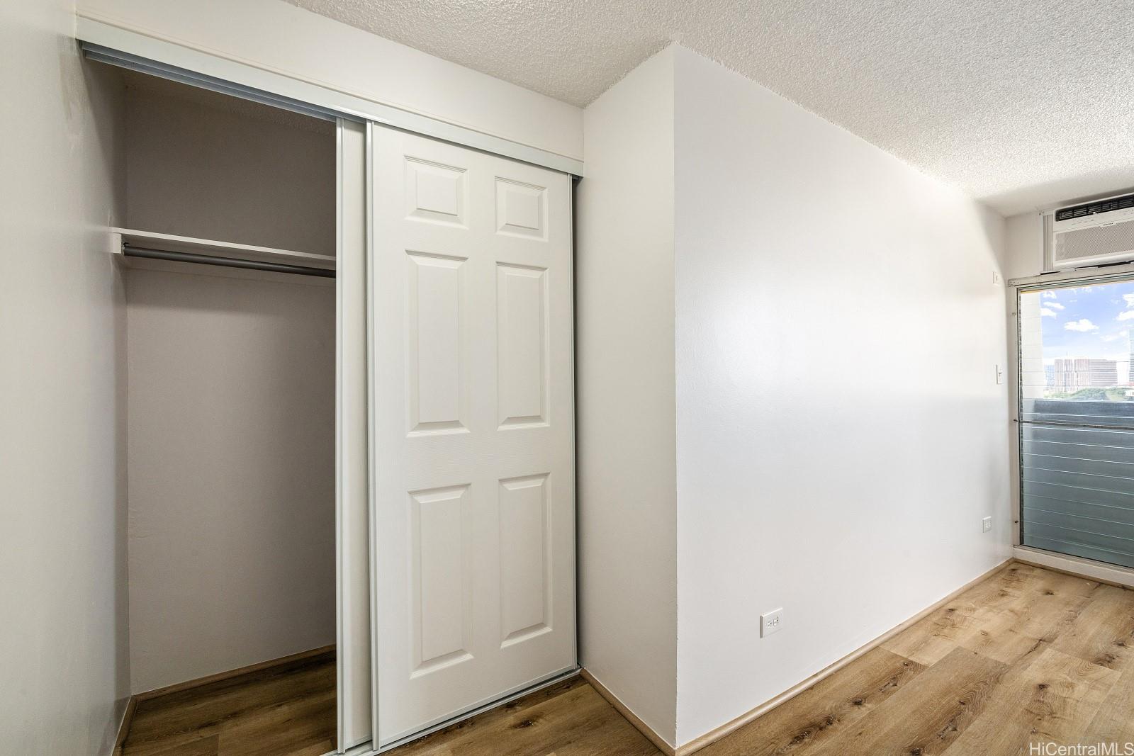 Ward Kinau condo # 902, Honolulu, Hawaii - photo 13 of 18