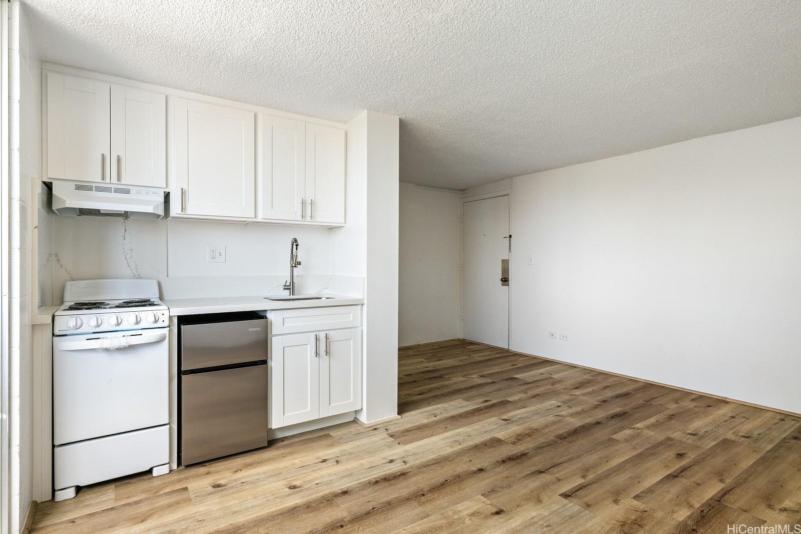 Ward Kinau condo # 902, Honolulu, Hawaii - photo 10 of 18