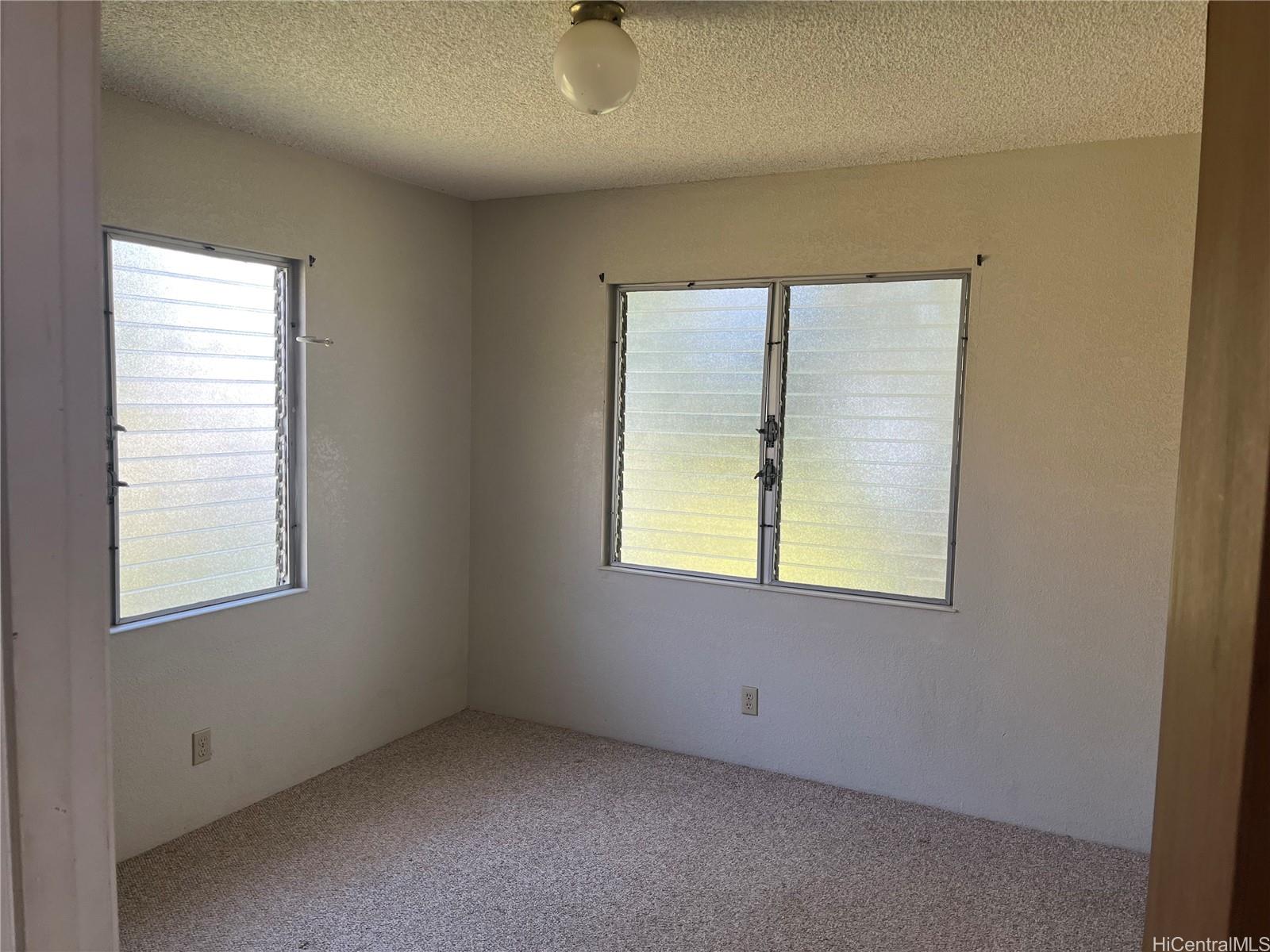 827 20th Ave Honolulu - Rental - photo 5 of 10