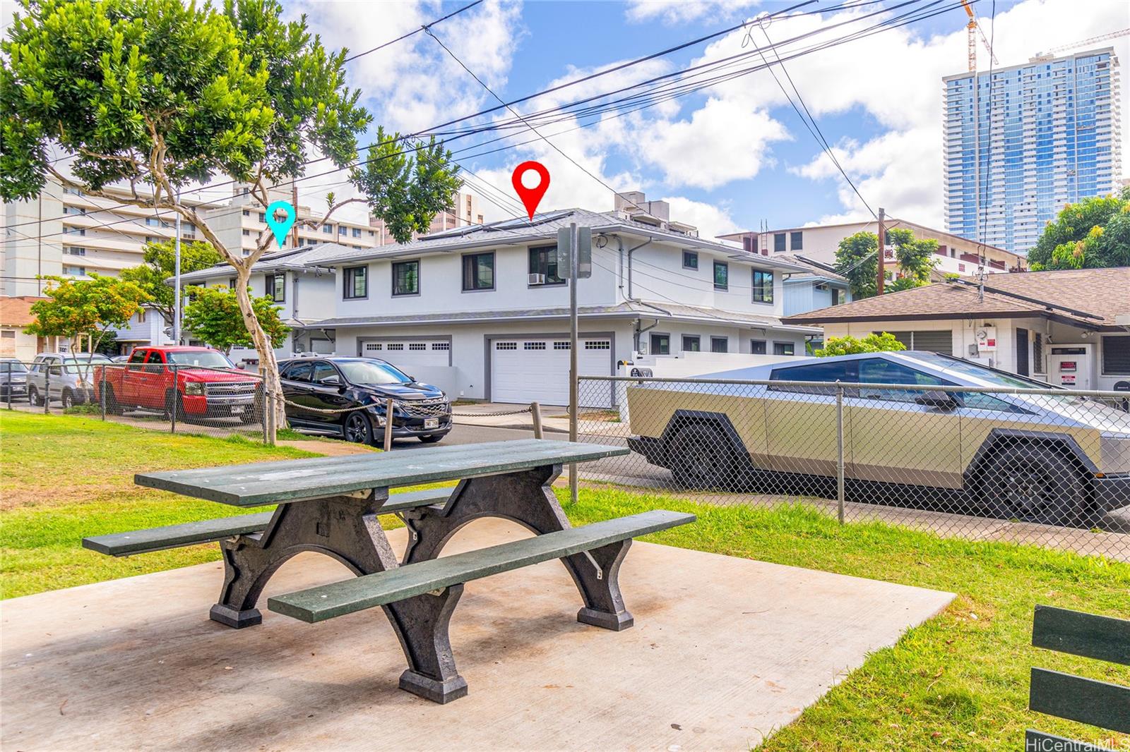 827 Alder Street Honolulu - Multi-family - photo 11 of 17