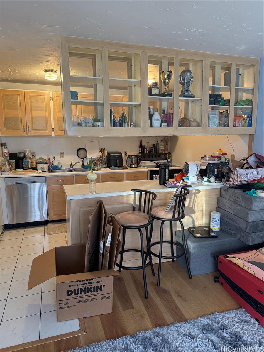 Kinau Villa condo # D702, Honolulu, Hawaii - photo 11 of 12