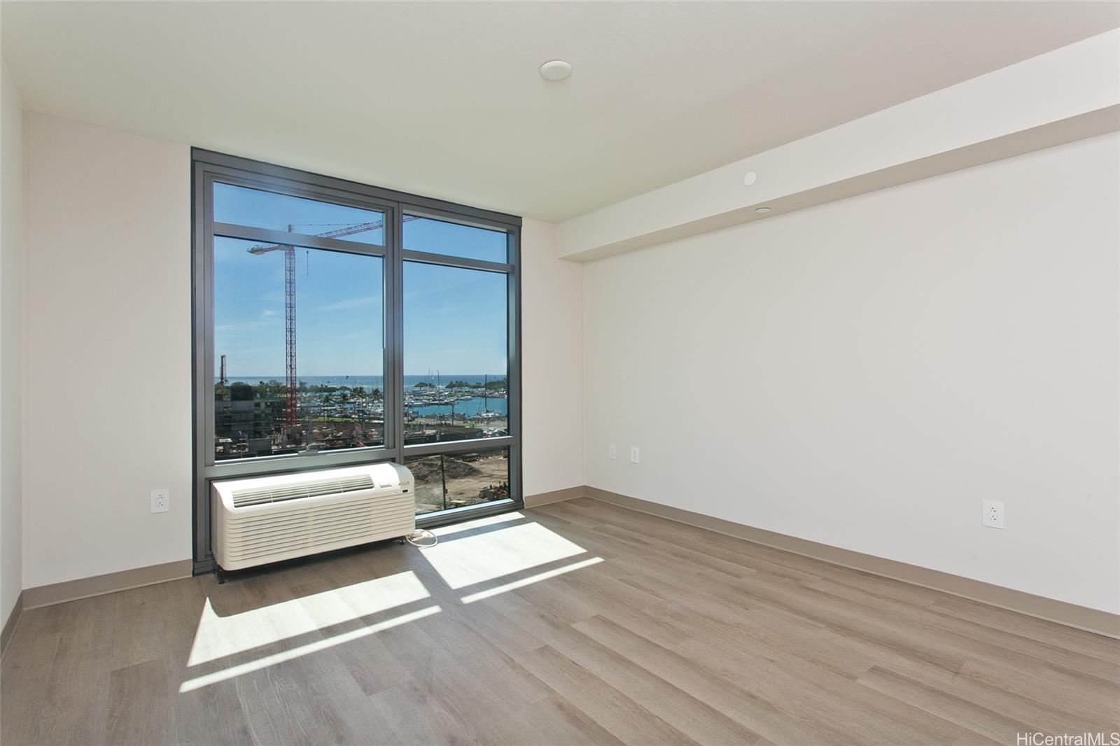 Ulana Ward Village condo # 810, Honolulu, Hawaii - photo 5 of 18