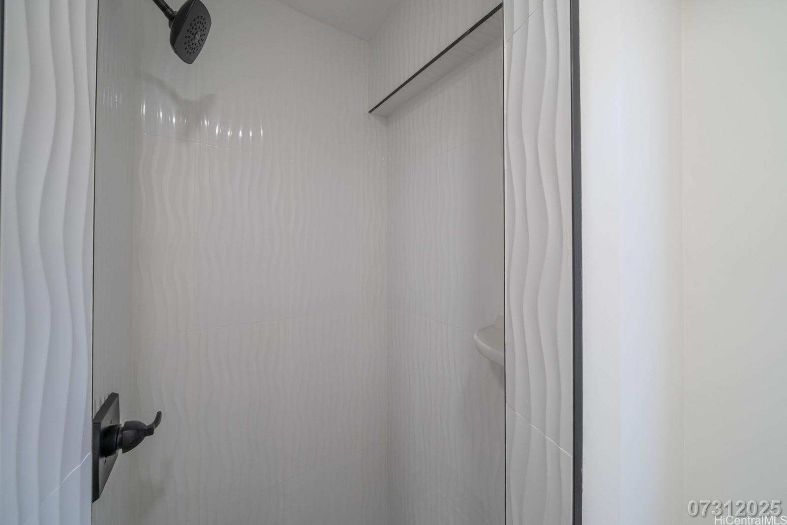 829 Waiaka Pl Honolulu - Multi-family - photo 12 of 25