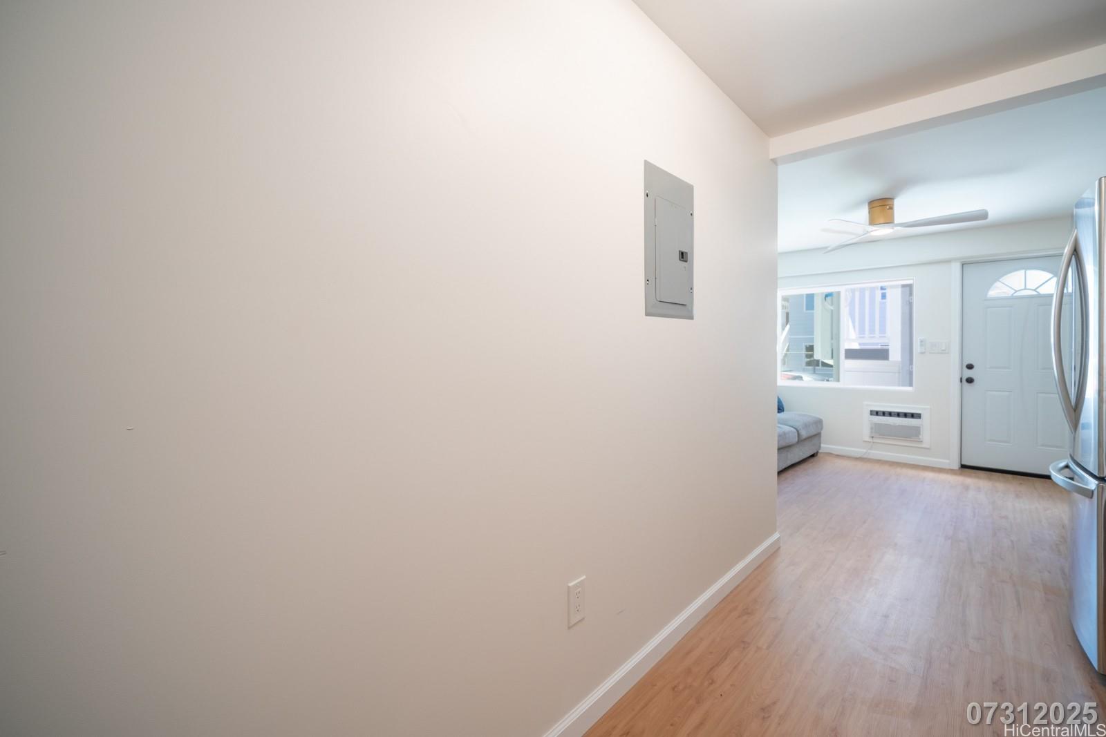 829 Waiaka Pl Honolulu - Multi-family - photo 22 of 25