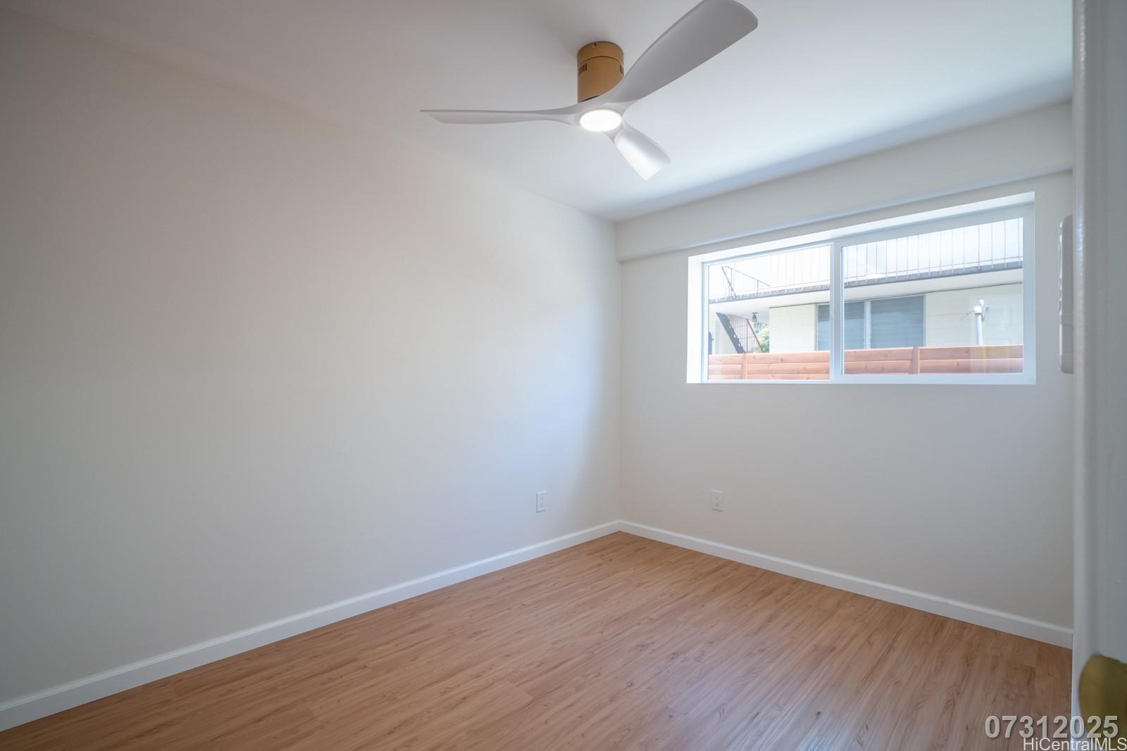 829 Waiaka Pl Honolulu - Multi-family - photo 9 of 25